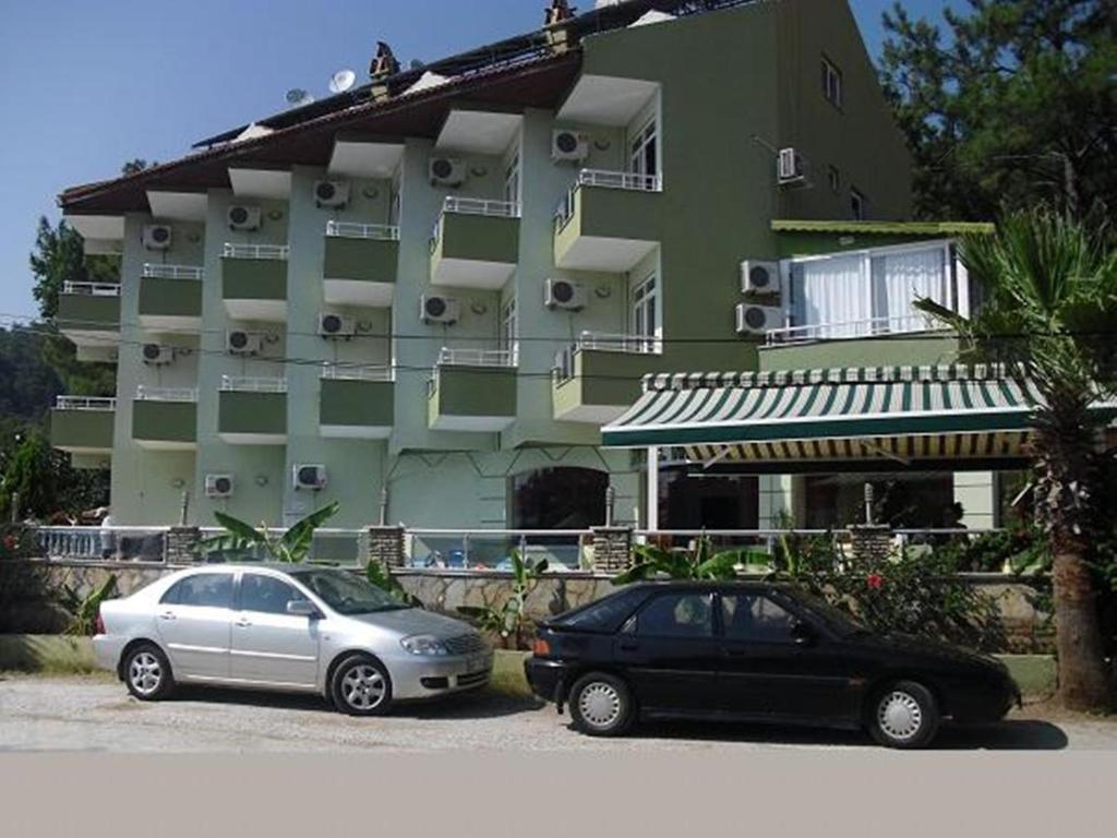Hotel Anerissa 3*